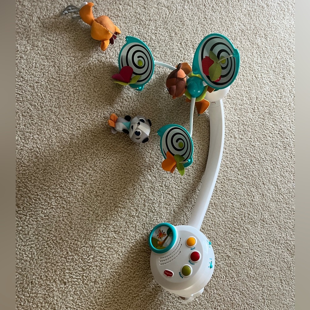 Tiny love classic Mobile Newborn Baby Mobile with Music
